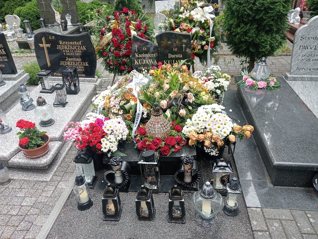 Grób Zbigniew Luciński
